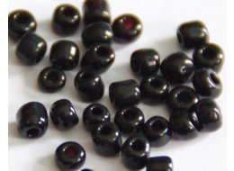 KORALIKI 3,5 MM OPAKOWANIE 20 G CZERŃ NR 2485