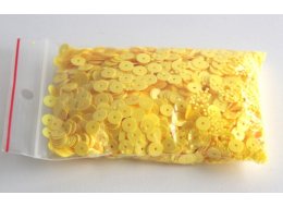 CEKINY OKRĄGŁE Z DZIURKĄ 6 MM  OPAKOWANIE 50  G ŻÓŁTE  NR 525